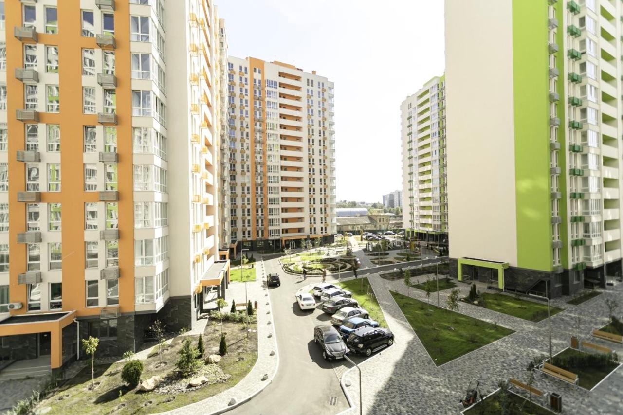 Petrovdom 78-170 Smart Comfort In Rc Nivki Park Kyjev Exteriér fotografie